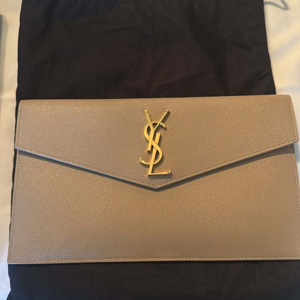Saint Laurent clutch